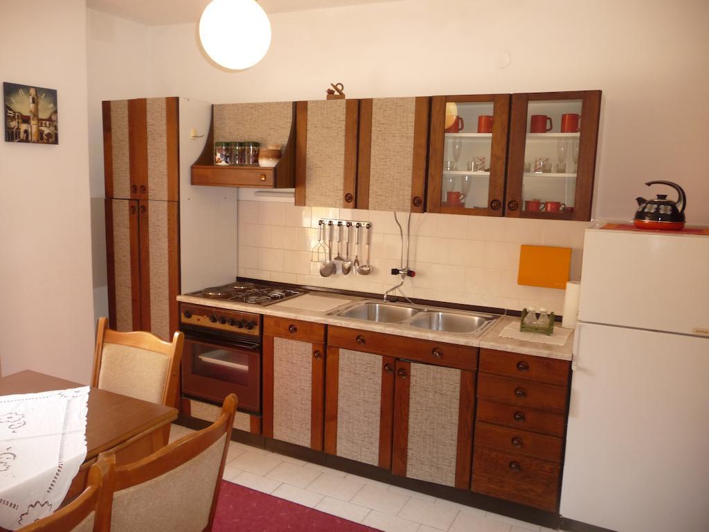 Apartments Anica Sobra Ruang foto